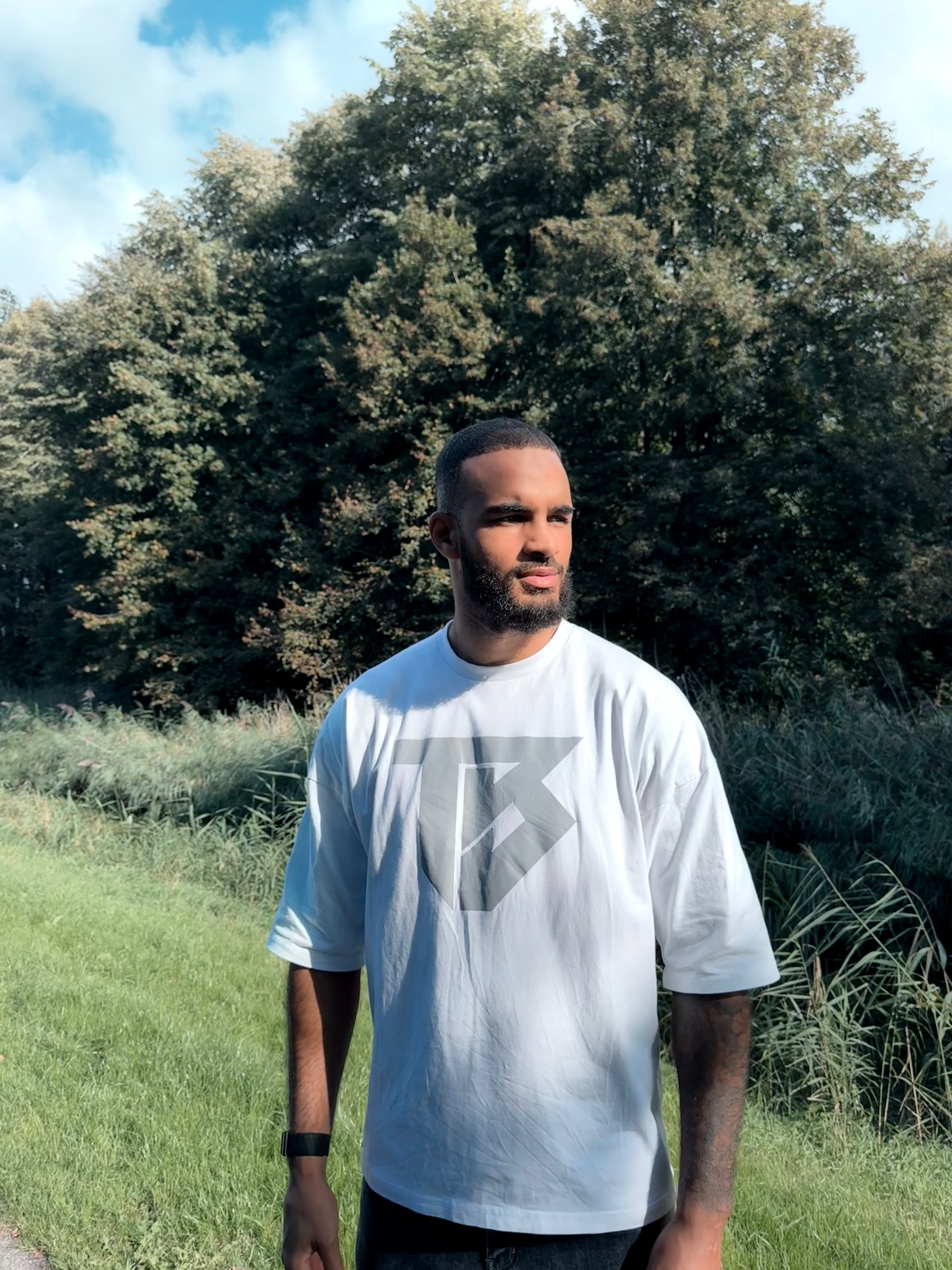 TB Oversized T-shirt White/Grey